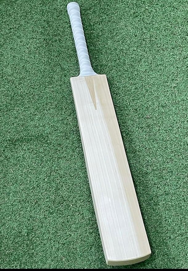 Premium English Willow Cricket Bat – Professional Batting Cricket Bat