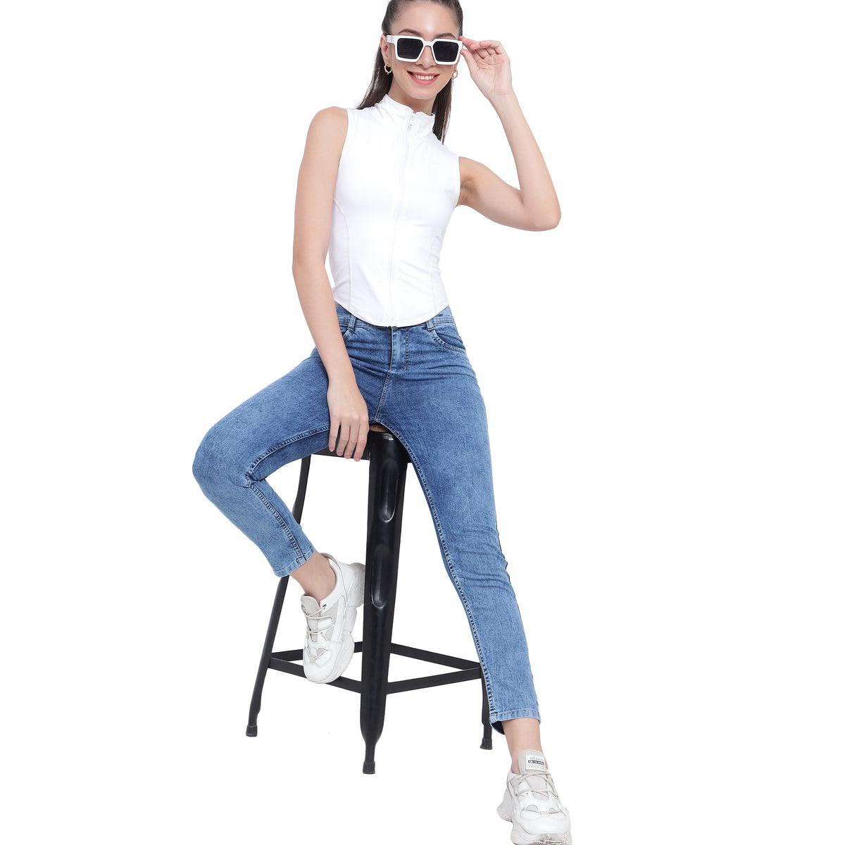 Women’s Light Blue Slim Fit Jeans – High Waist Ankle-Length Denim