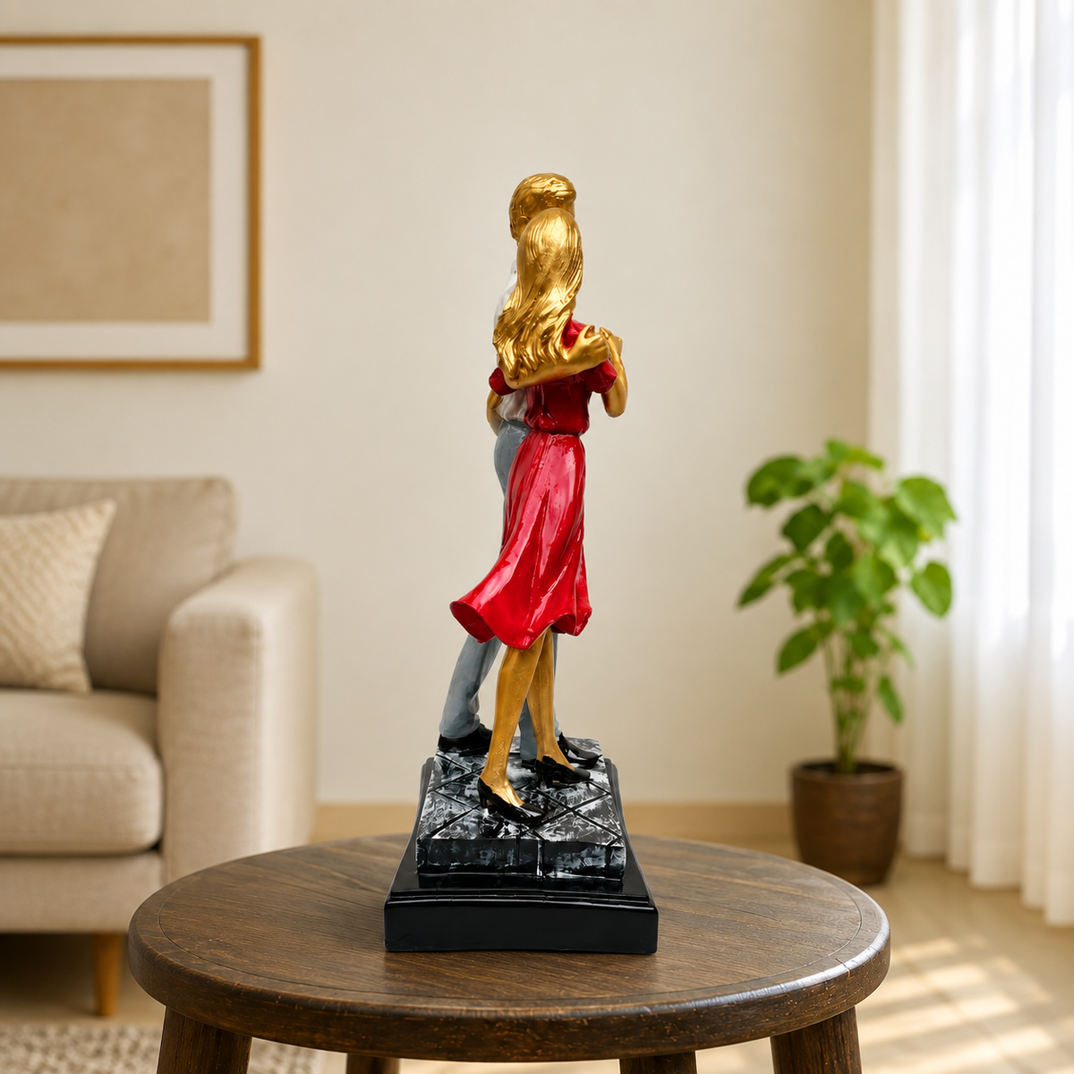 Elegant Dancing Couple Statue – Romantic Home Décor Showpiece